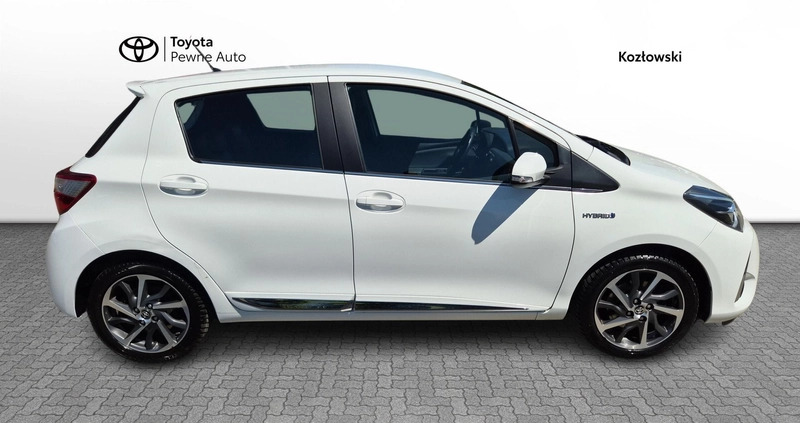 Toyota Yaris cena 64950 przebieg: 52808, rok produkcji 2018 z Żychlin małe 232